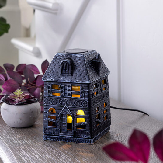 Good Soy Basics Wind Warmer Halloween Haunted House Spinning Candle Topper